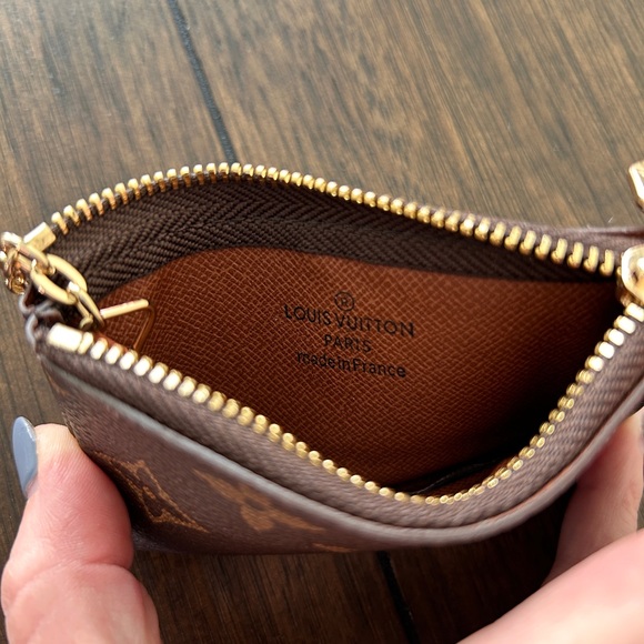 Vintagee Luis Vuitton Keychain Coin Purse - Picture 4 of 4